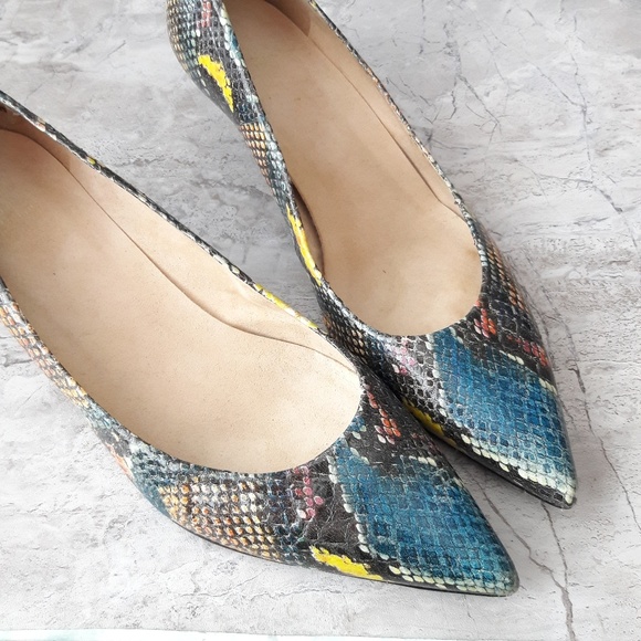 Stuart Weitzman Shoes - Stuart Weitzman Snake Print Kitten Heels